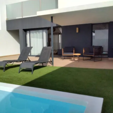 Ocean View فيلة